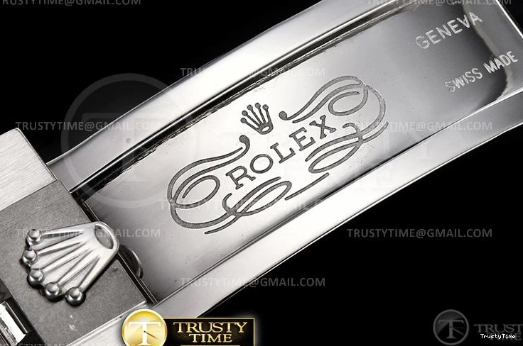 0101 ROLSUB0295B – Submariner Compact 1043